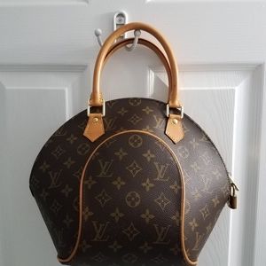 Louis Vuitton Ellipse bag
